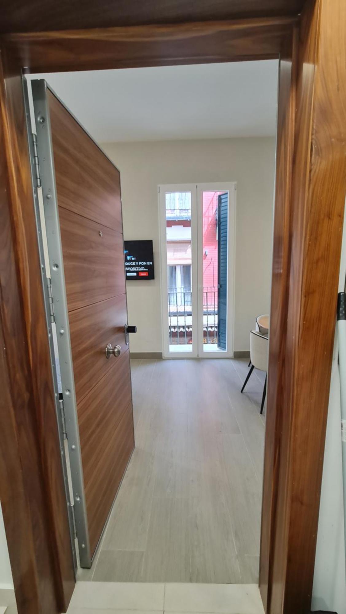 Navas 101 Cosmopolitan Loft Apartment Granada Exterior photo